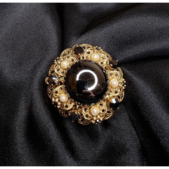 Vintage West Germany Signed  Brooch W/ Black Grey Glass Center & Faux Pearls - Picture 2 of 6